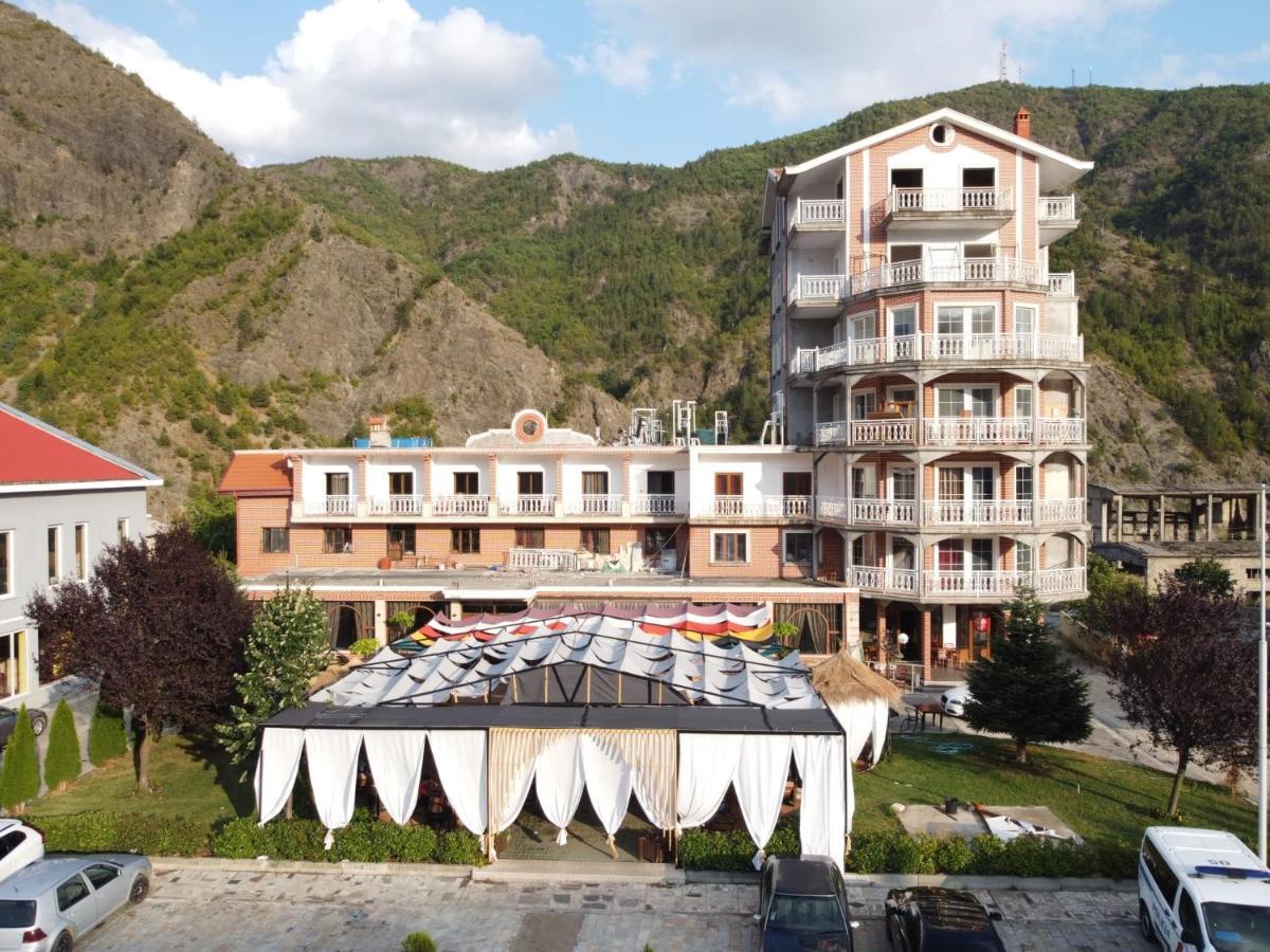 Hotel Internacional Gym & Spa Fushe-Arrez Dış mekan fotoğraf