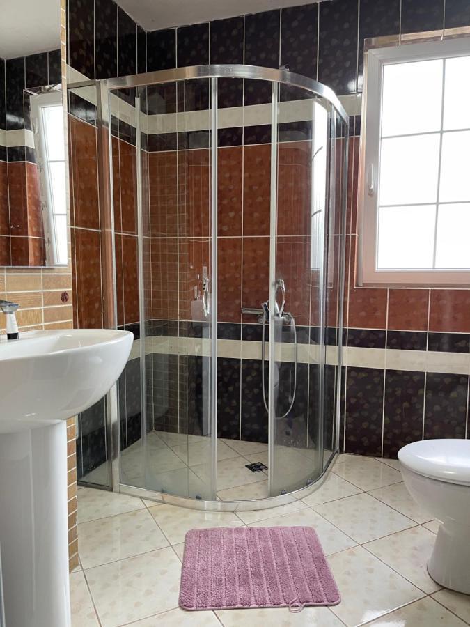 Hotel Internacional Gym & Spa Fushe-Arrez Dış mekan fotoğraf